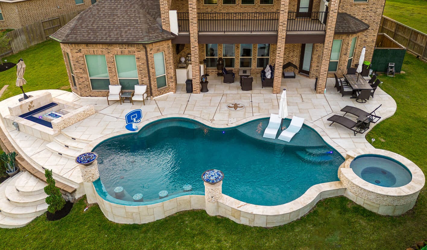 FreeformPool-2-dab5af0be9ef4664bfc515c2c3c74a95