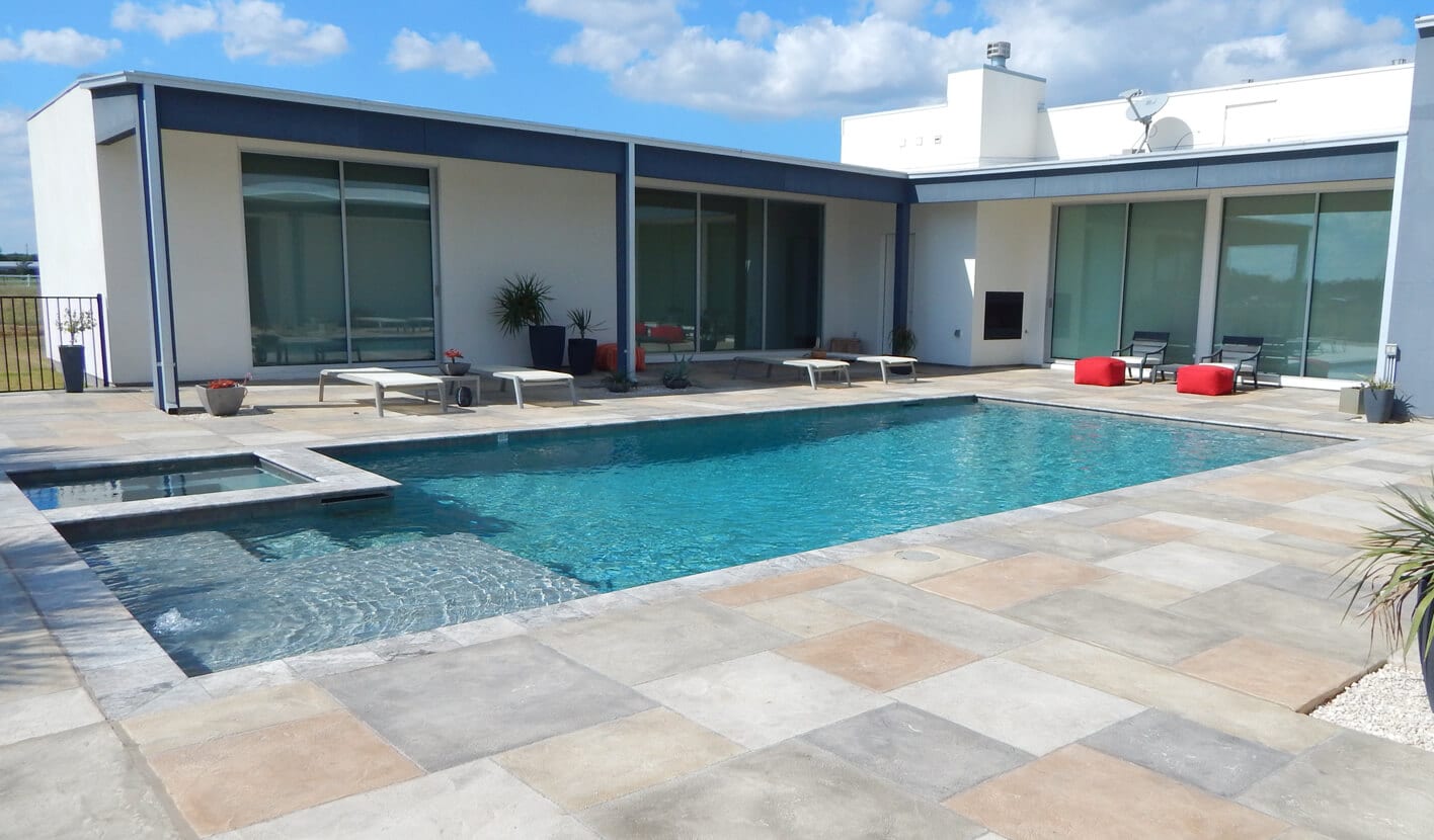 GeometricPool-1-0d79deeec73b81284ca4c3ee2e58fa34