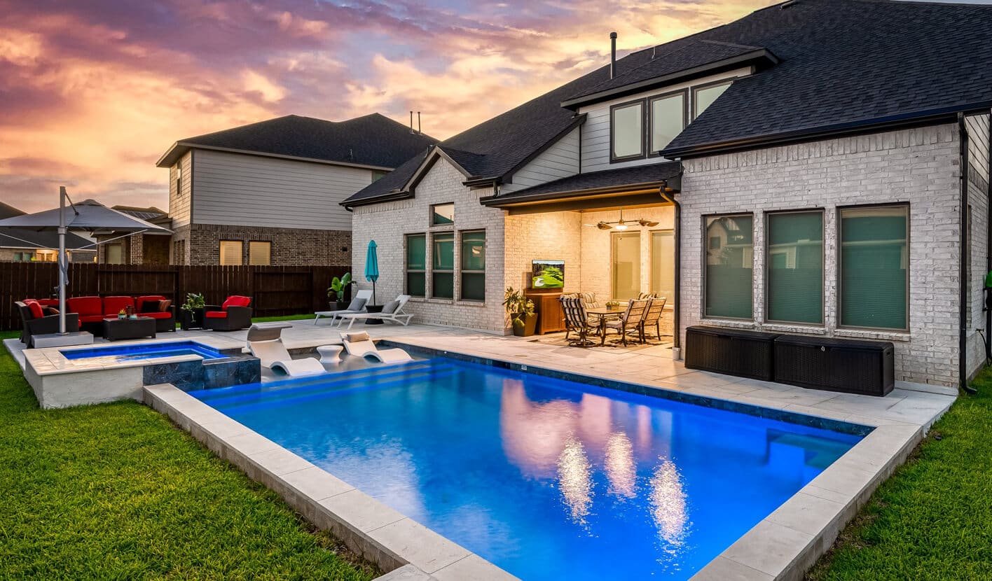 ResortSylePool-2-74ba6fb7c683241fac0f92205ca92406