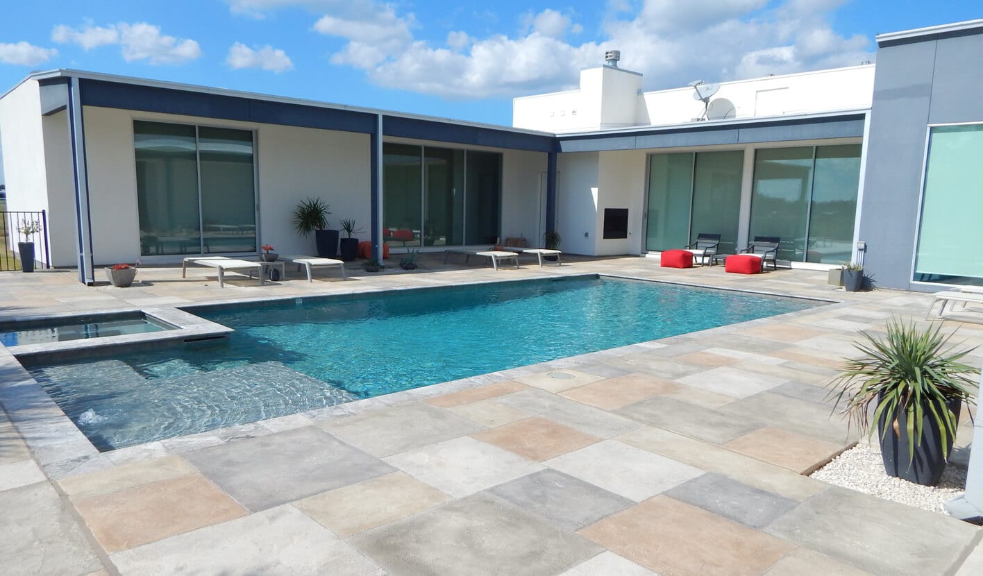 CocktailPool-1-ad238c8736b9b16c1938e28d5fd8a9b1